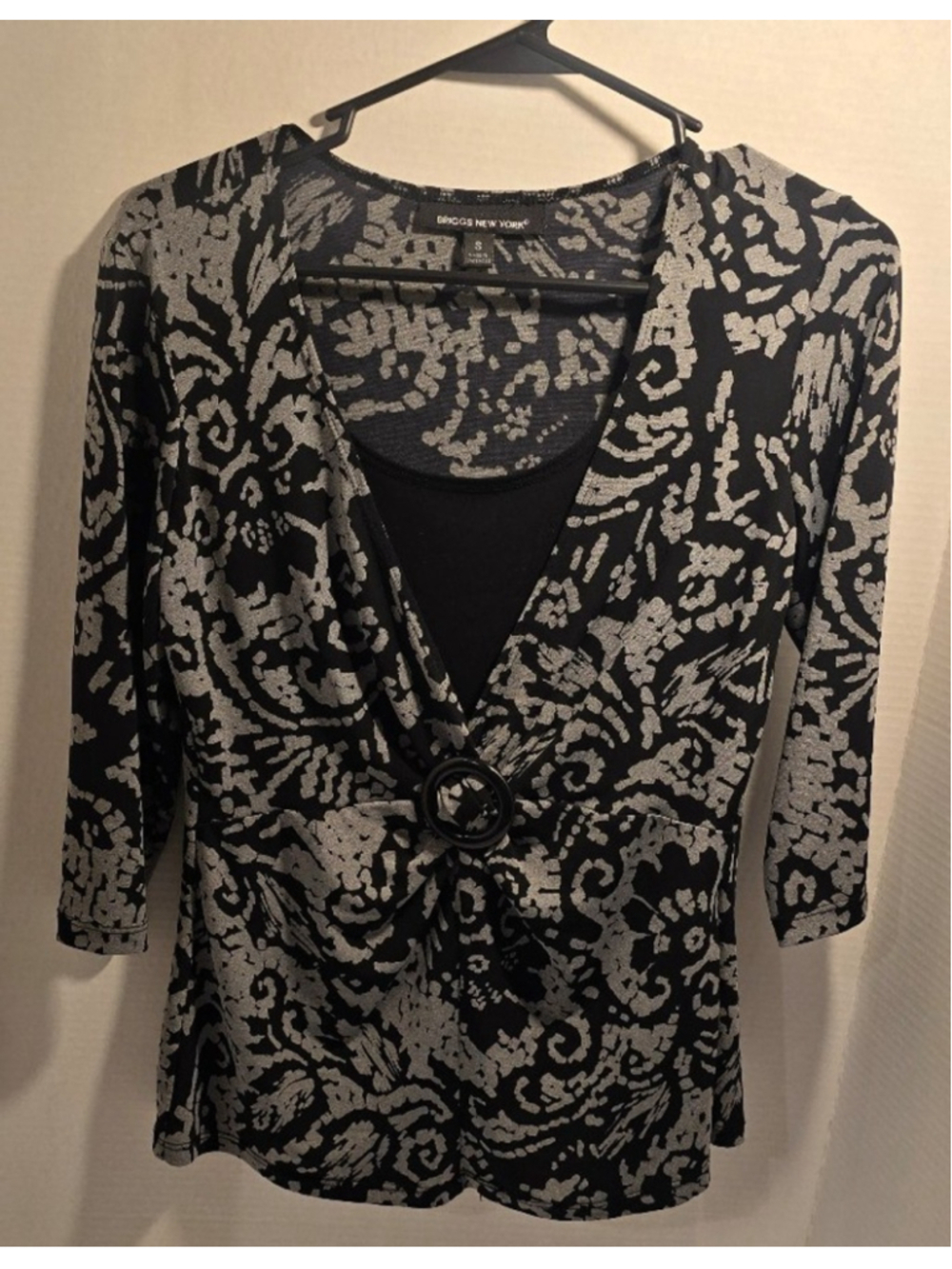Briggs New York women's size small blouse